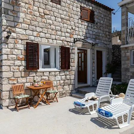 Apartment Lovorna Slano