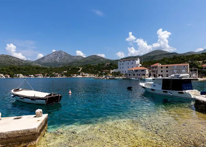 Lovorna Appartement *