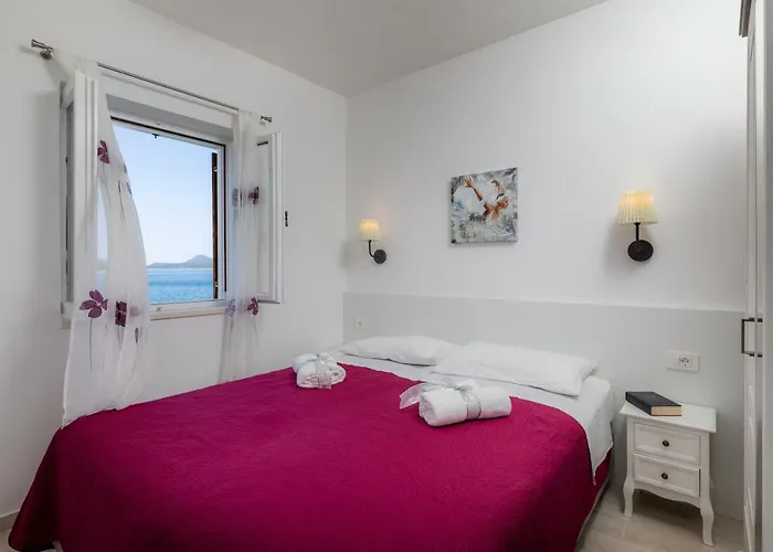 Apartment Lovorna