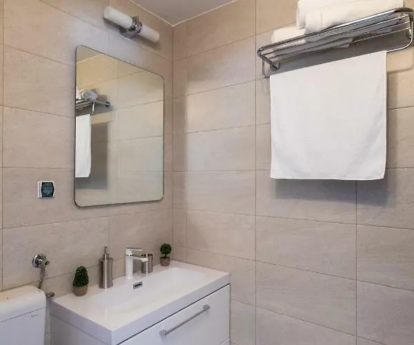 Apartment Lovorna
